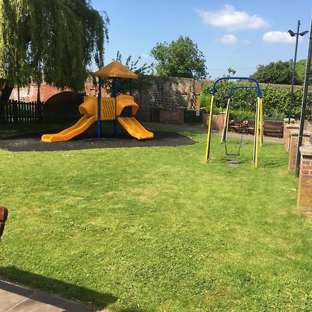 The Boat Inn Rooms Clarborough 外观 照片
